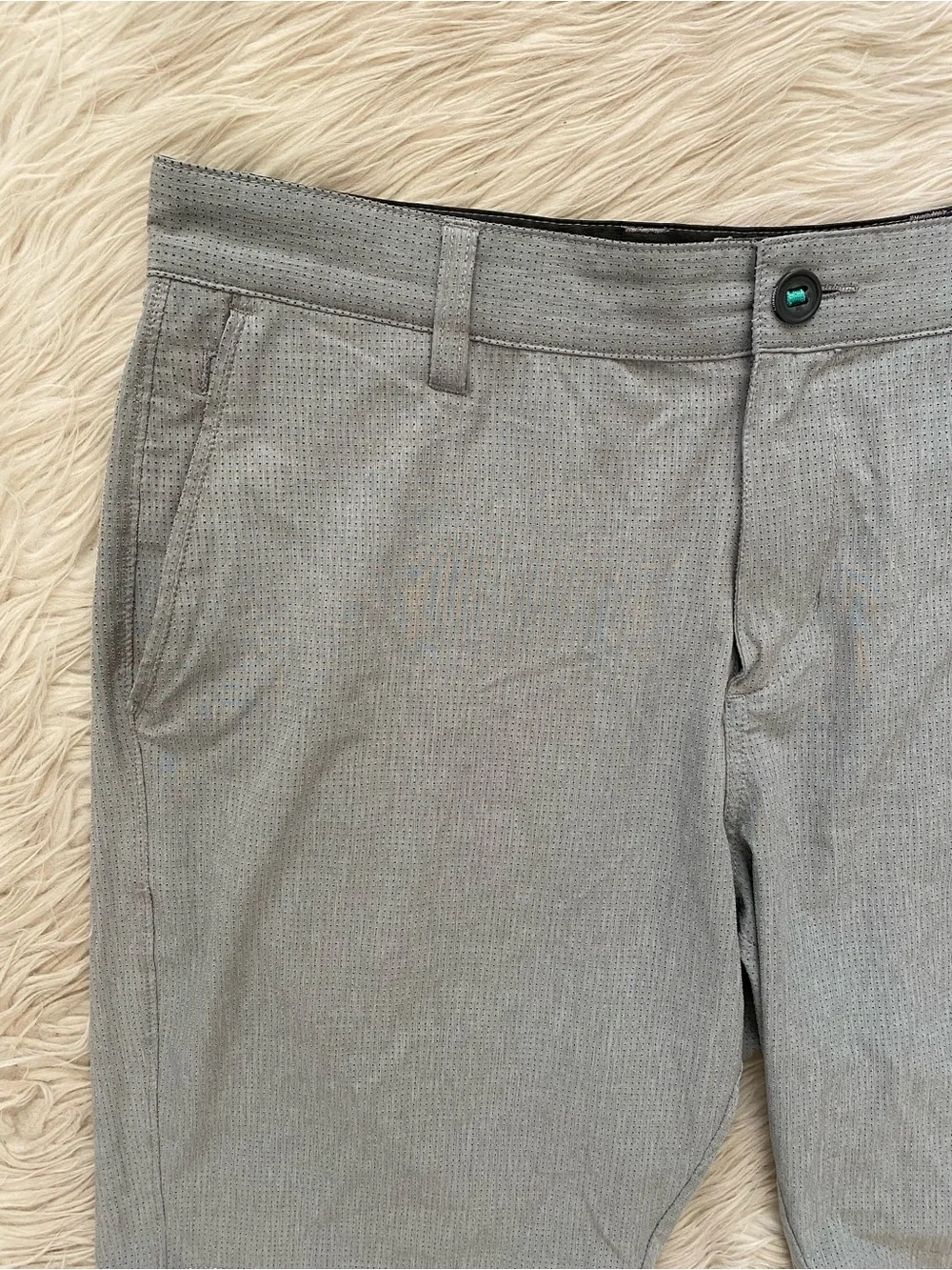 Linksoul Boardwalker AC Short Grey Perforated Fabric 9” Inseam Golf Sporty 34